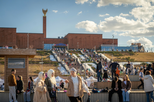 На Кремлевской набережной в Казани прошел городской семейный фестиваль «Рамазан Фест»