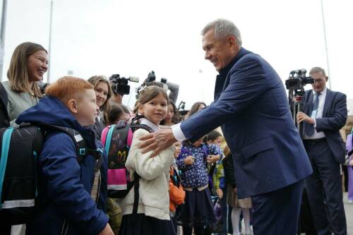 Раис РТ принял участие в августовском совещании работников образования