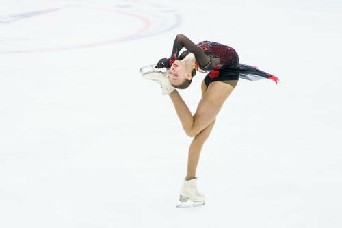 Дина Хуснутдинова выиграла «золото» на Гран-при по фигурному катанию в Казани