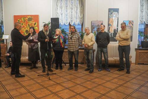 В Казанской Ратуше открылась выставка «Наив навсегда»