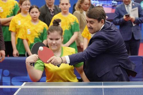 Минниханов и Левитин открыли центры настольного тенниса в пяти районах Татарстана