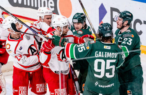 «Ак Барс» разгромил «Автомобилист» со счетом 7:2