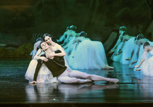 На сцене «Нуриевского фестиваля» представили балет «Жизель»