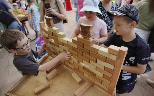 Фестиваль добрососедства «Наш двор» прошел в Советском районе Казани