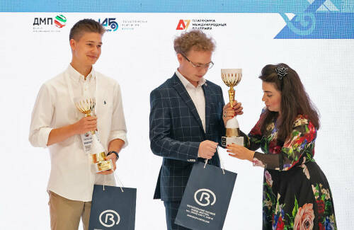 В Казани наградили молодых лидеров БРИКС и ШОС