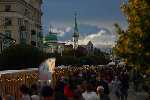 Фестиваль «Единство в многообразии» на набережной Кабана