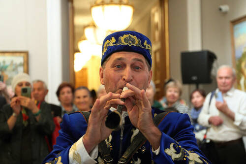 Выставка «Дивное место… в мире этот город Казань» открылась в Ратуше