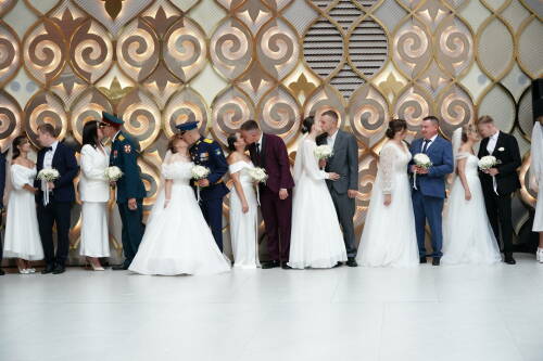 45 пар одновременно заключили брак в День Республики Татарстан