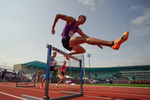 Чемпионат России по легкой атлетике: бег с препятствиями, метание копья и диска, прыжки в высоту