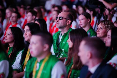 Рустам Минниханов встретился с победителями соревнований по профмастерству и БПА