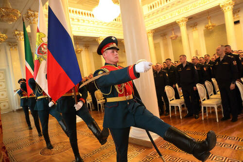 В Казанской ратуше сотрудников Росгвардии поздравили с десятилетием ведомства