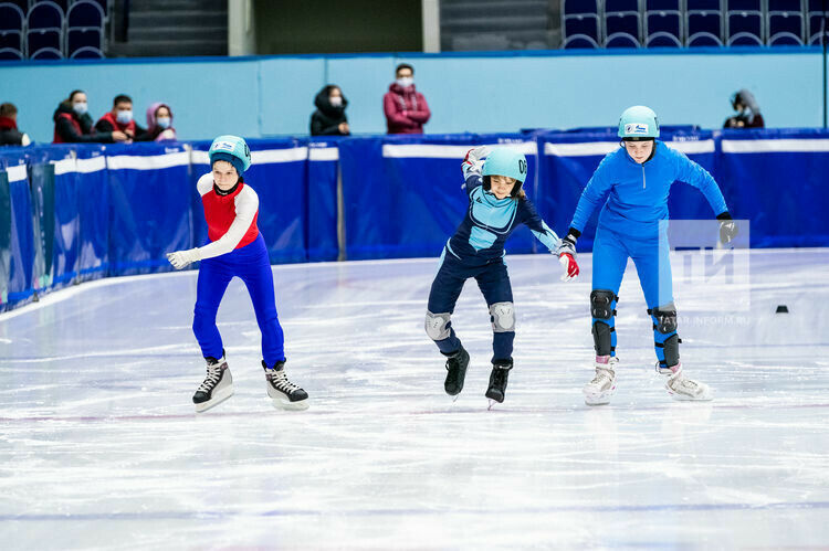 шорт трек 1967. спартакиада 2022 шорт-трек спб. зимняя спартакиада картинки. спартакиада сильнейших шорт трек. шорт трек спартакиада.