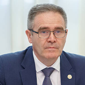 Гарипов Ильнур Махмутович