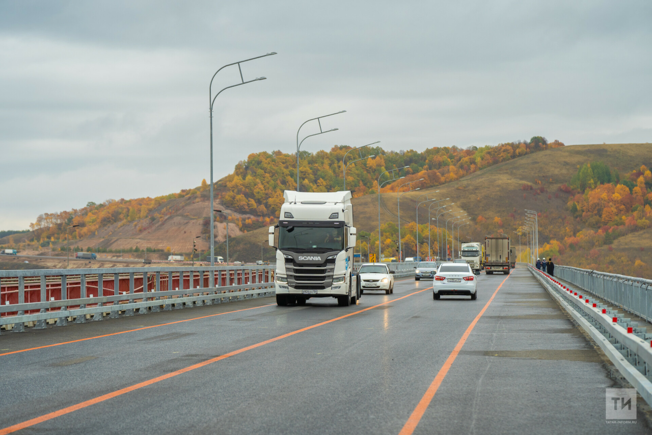 По крымской технологии: на М7 в Татарстане построен новый мост через Свиягу