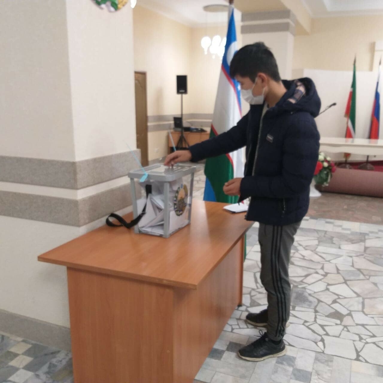 Проживающие в Кукморском районе граждане Узбекистана проголосовали за главу своей страны