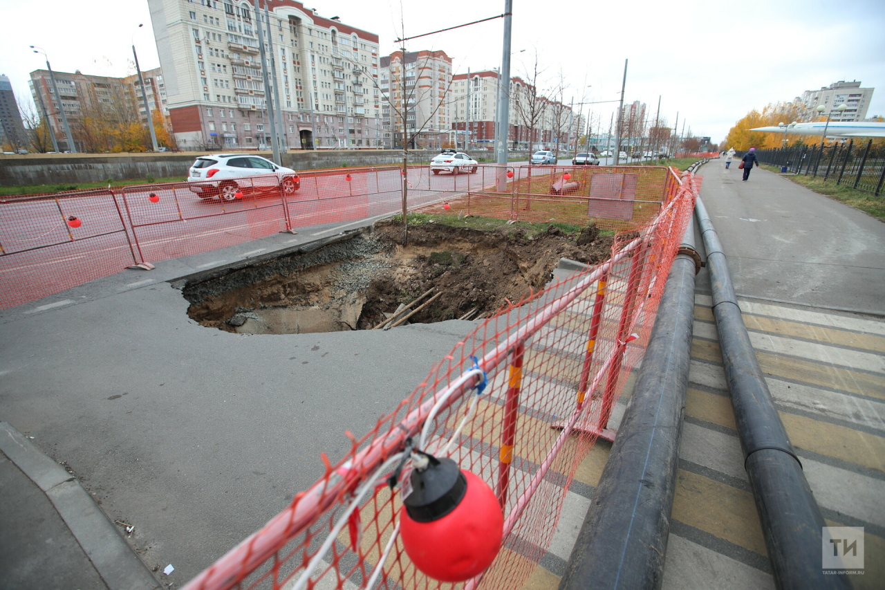«Красивый город, но под землей картина обратная»: Казань проваливается из-за ветхих сетей