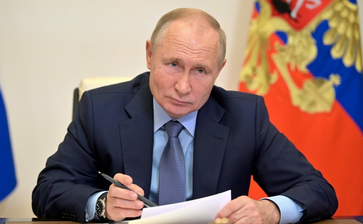 «Приукрашивать картину в этой ситуации опасно»: Путин одобрил нерабочую неделю в России