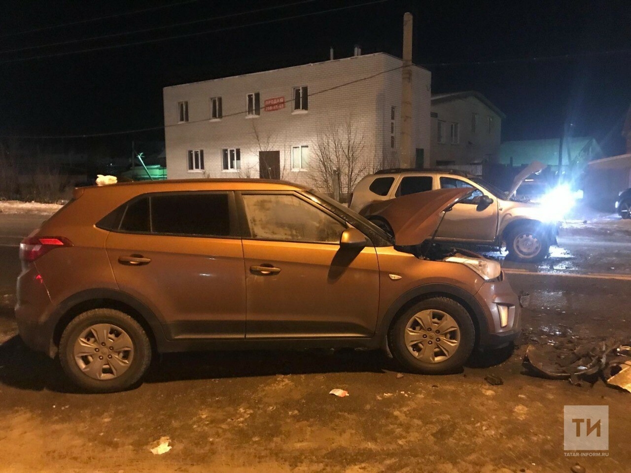 Автокресло спасло жизнь маленькой пассажирке в столкновении двух кроссоверов в Казани