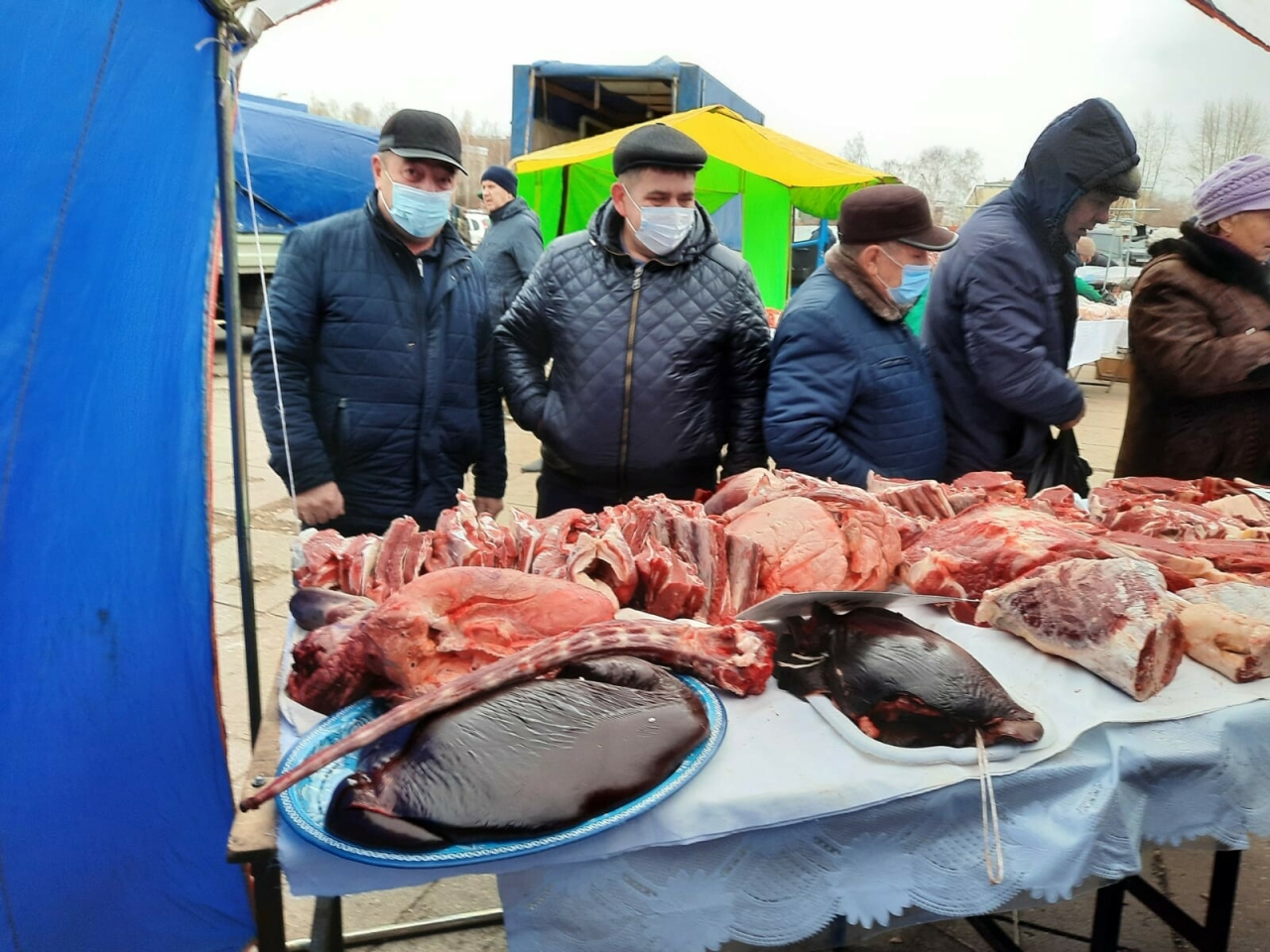 На сельхозярмарки в Набережные Челны завезли 700 тонн продукции на 30 млн рублей