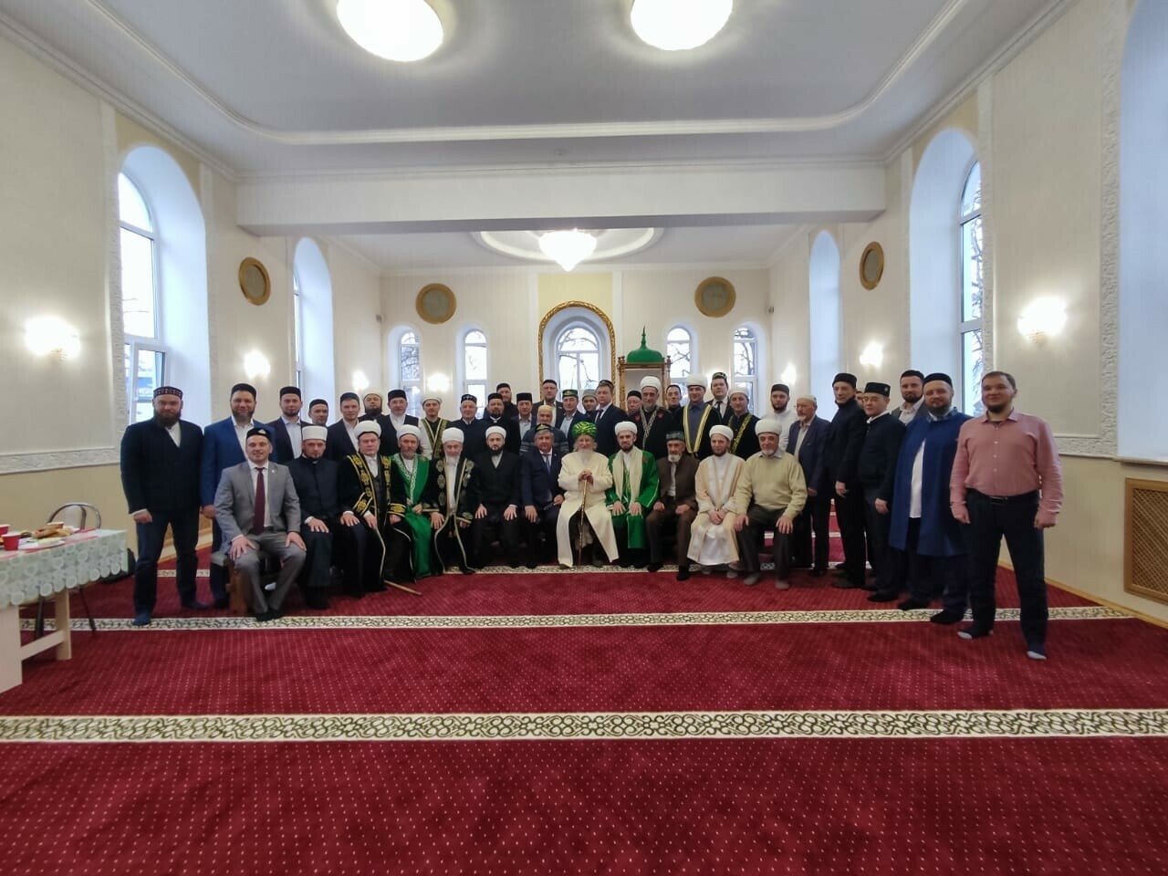 В Зеленодольске отметили 40-летие обновленной в этом году мечети «Тарихи»