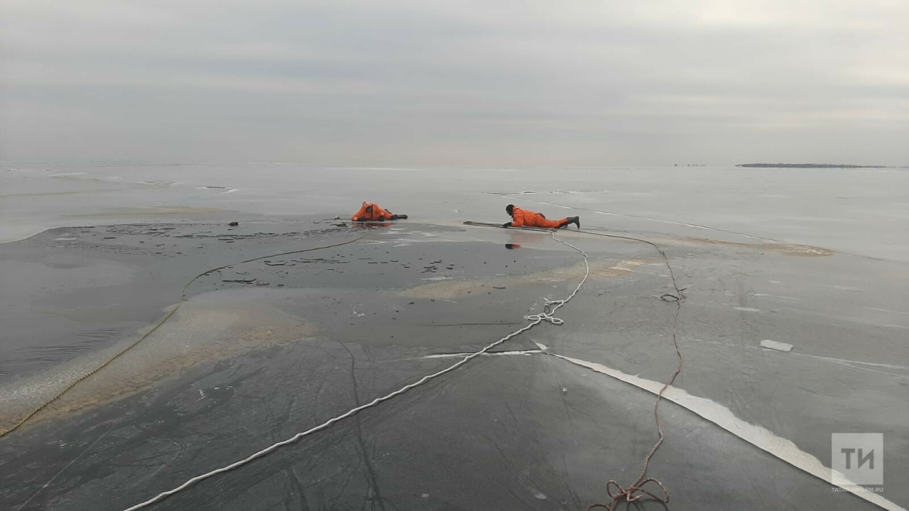Рыбак погиб, провалившись под лед Камы в Татарстане