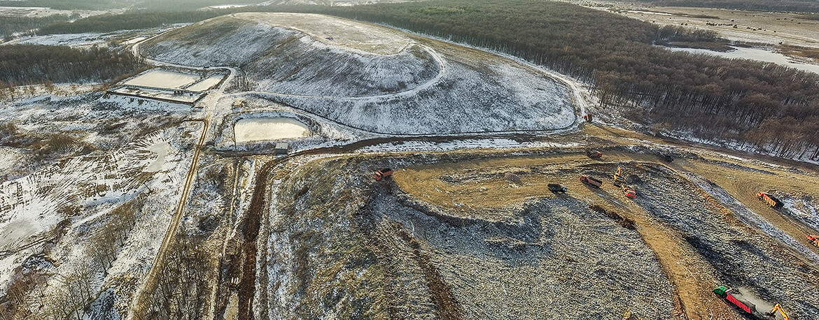 Лес на мусорных холмах: в Самосырово откроют зеленую зону с уникальной электростанцией