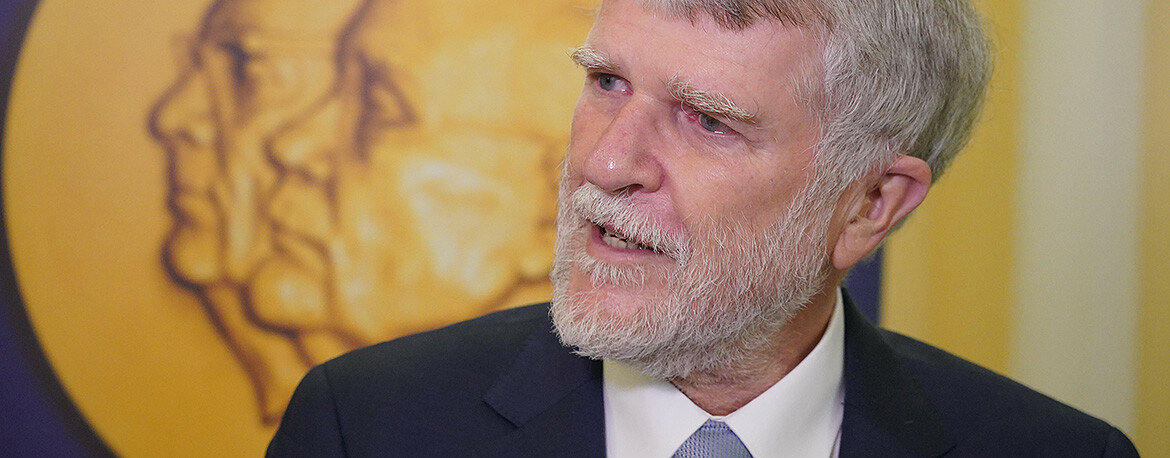 Лауреат Арбузовской премии Ламмертсма знает, почему цветет Волга и что с этим делать