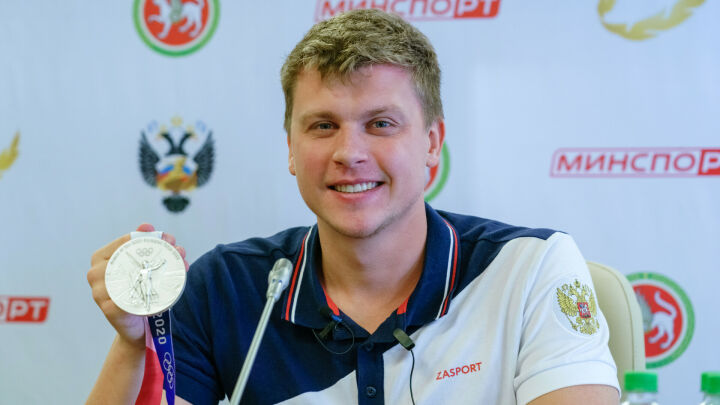 От бассейна в Бугульме до олимпийской медали в Токио: спортивный путь Александра Красных