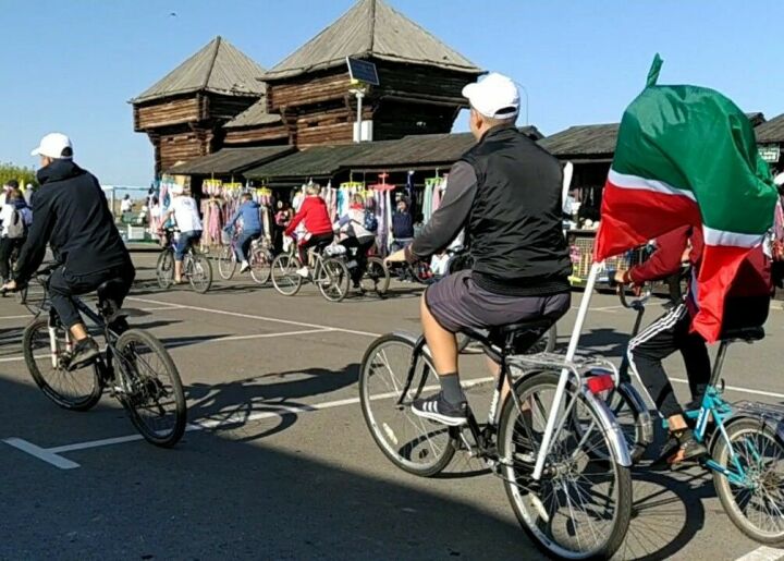 В Болгаре состоялся посвященный Дню республики велопробег