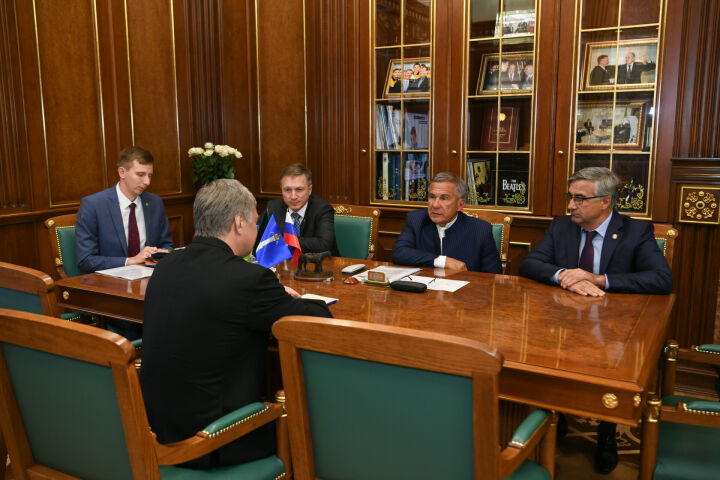 Президент РТ и врио губернатора Ульяновской области обсудили перспективы сотрудничества