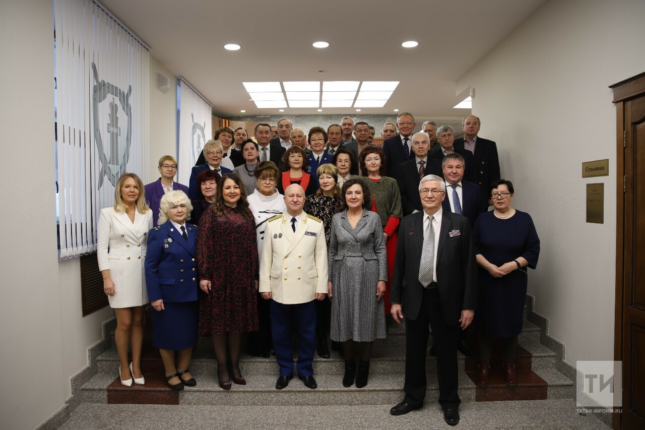 Илдус Нафиков поздравил ветеранов прокуратуры РТ с 300-летием ведомства