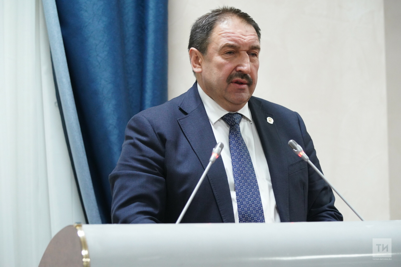 Песошин: Инвестиции в сферу ЖКХ не должны быть только за счет повышения тарифов