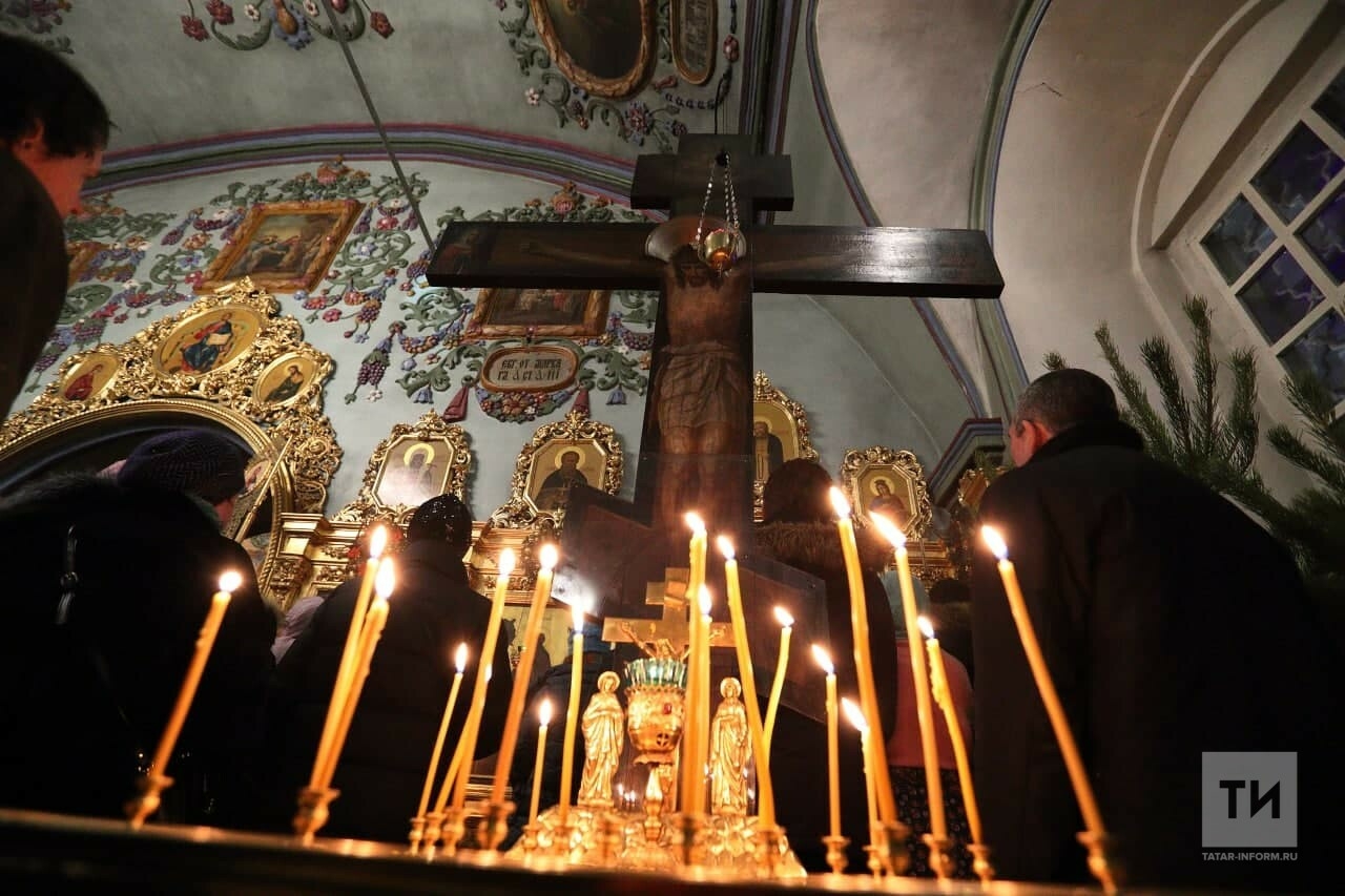 Православные христиане празднуют Рождественский сочельник