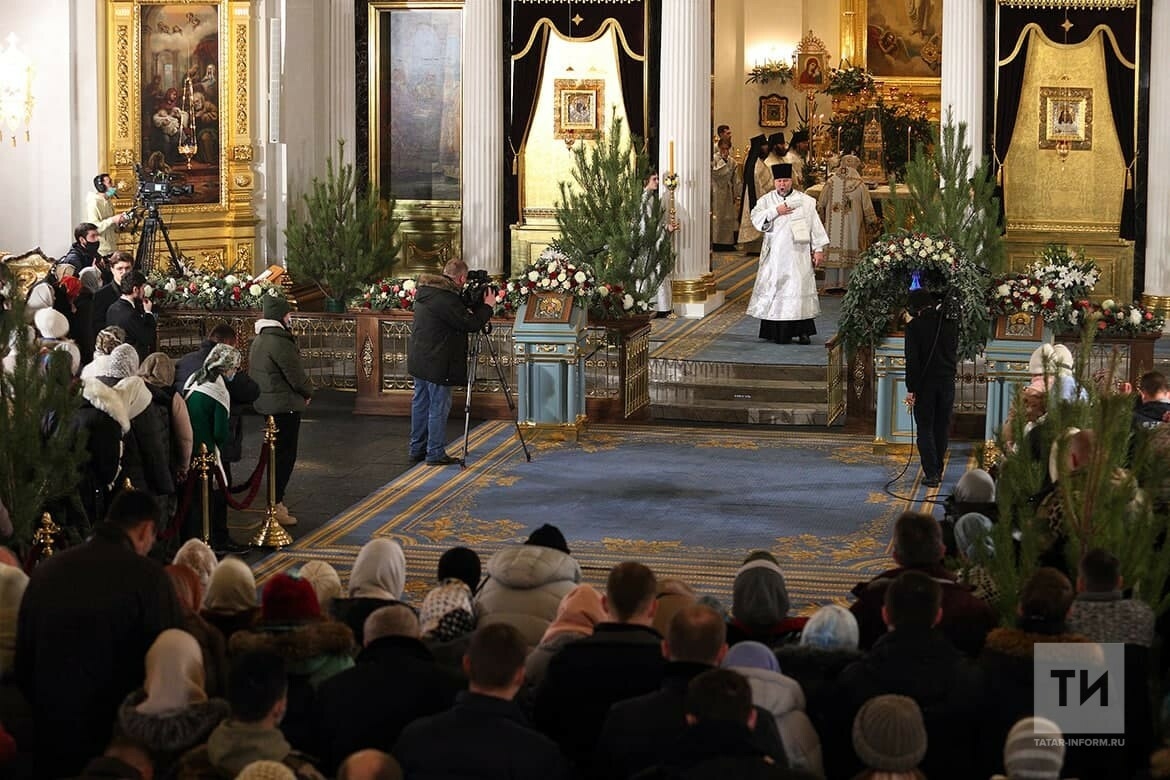 «Мир душевный – главное достояние человека»: митрополит Татарстана Кирилл о Рождестве