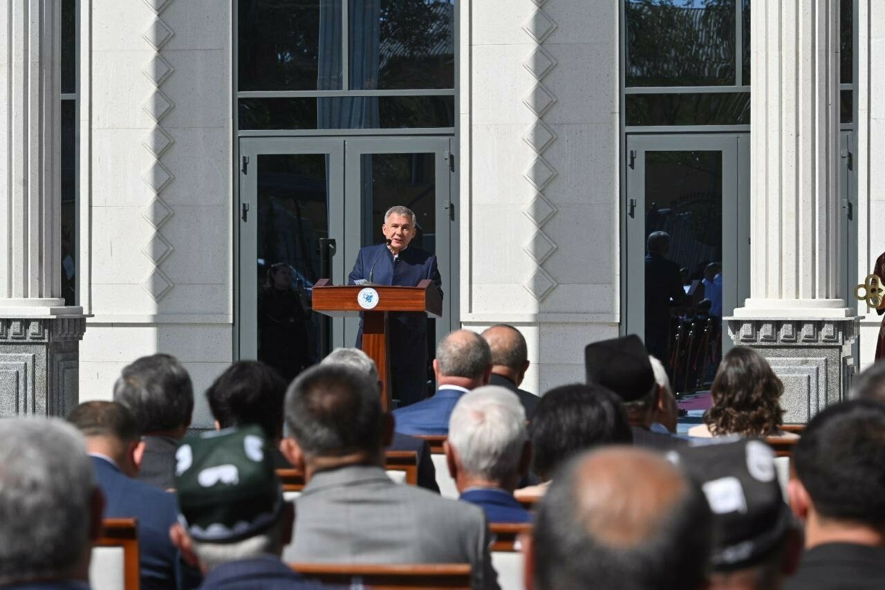 Минниханов открыл в Узбекистане первый зарубежный филиал КФУ