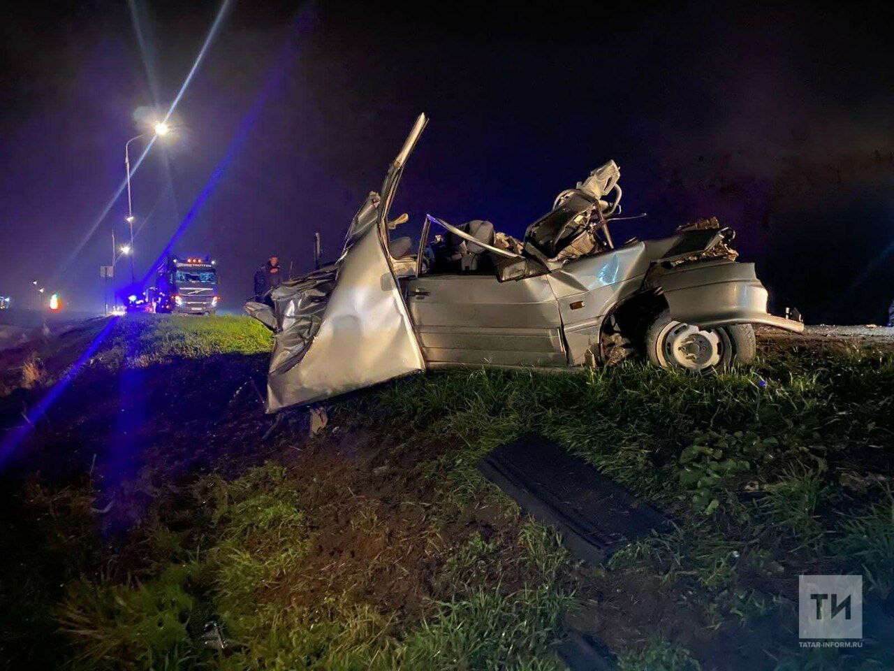 Девушка-водитель погибла в лобовом столкновении с фурой на трассе в РТ