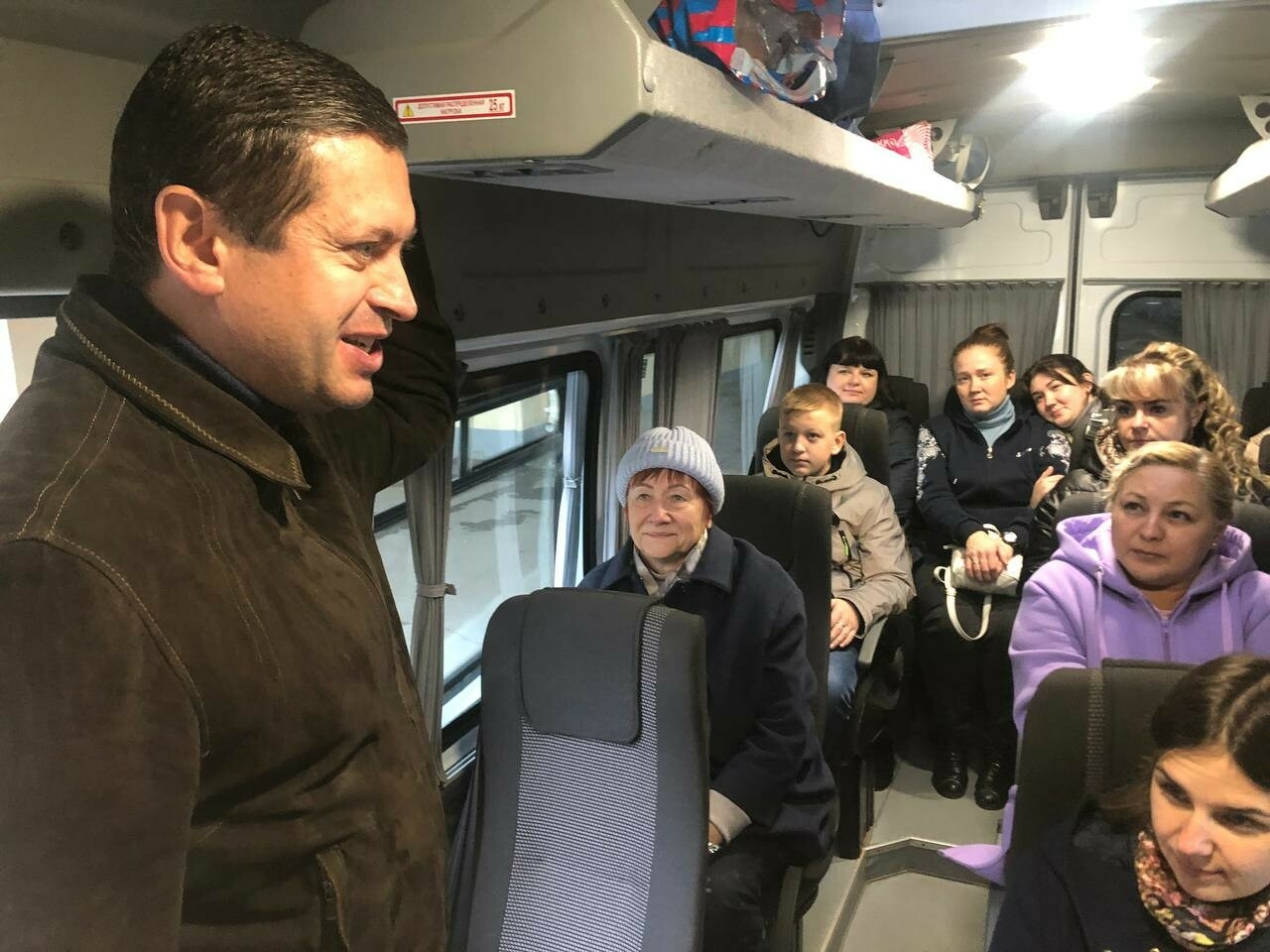Из Челнов в Казань организовали автобус для семей военнообязанных