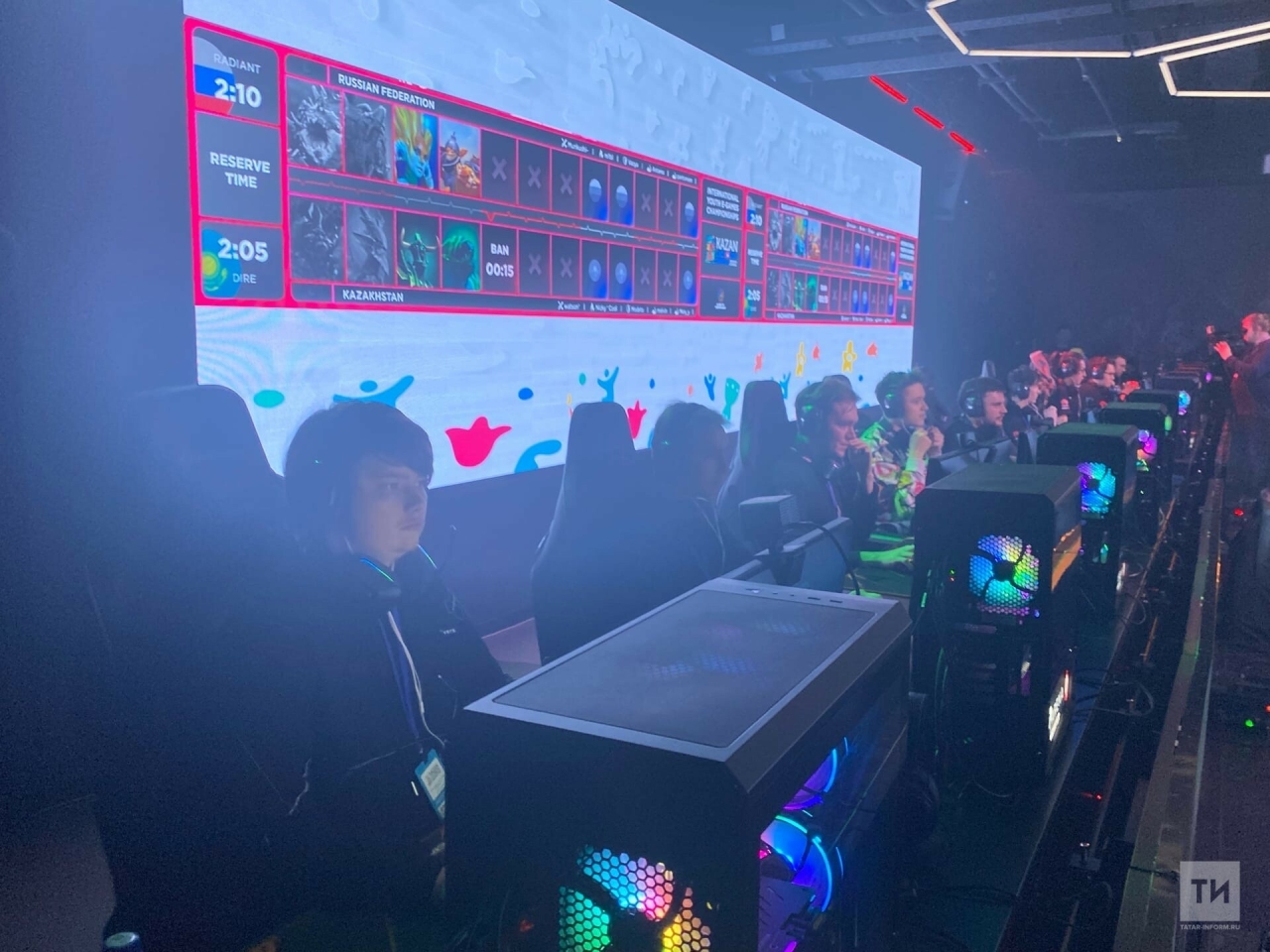 Сильнейшие геймеры со всего мира сразились в финале чемпионата по киберспорту в Казани