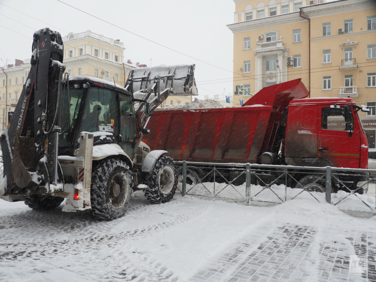 За выходные с казанских дорог вывезли более 30 тыс. тонн снега
