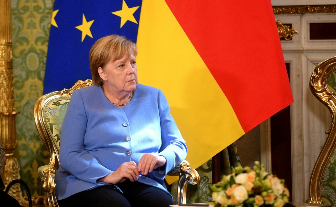 «Хочет быть в тренде»: Лукашенко назвал мерзкими слова Меркель о минских соглашениях