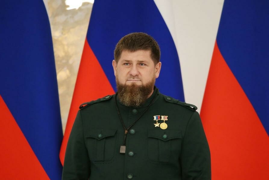 Кадыров пригрозил отправить в зону СВО участников конфликта в Урус-Мартане