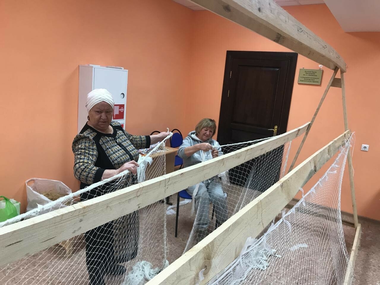 В Лаишевском районе РТ открылись 12 пунктов плетения маскировочных сетей