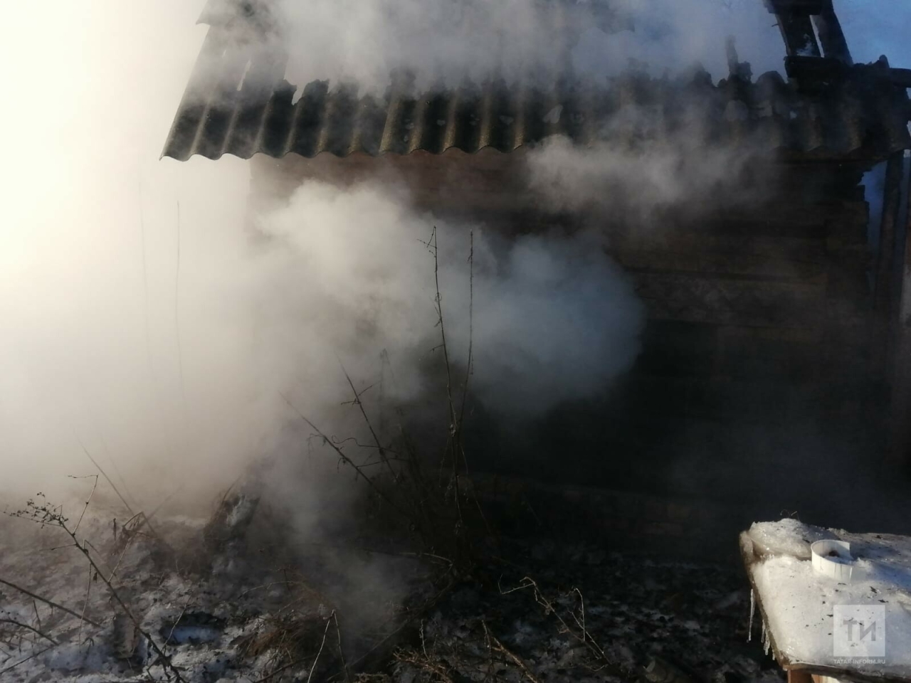 На пожаре в частной бане в Нурлате сгорел мужчина