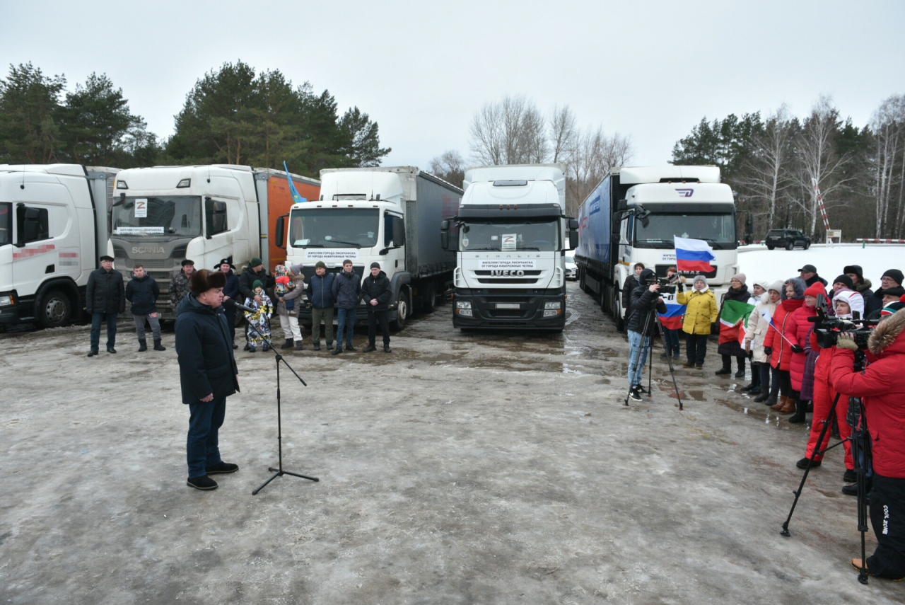 Из Челнов в Лисичанск отправилось семь машин с гуманитарным грузом
