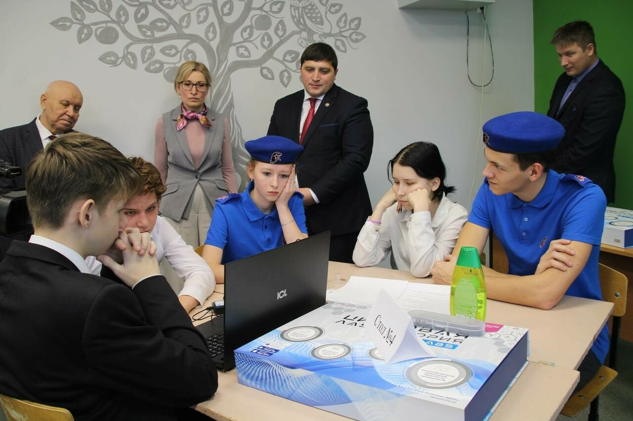 В двух школах Менделеевска отремонтировали кабинеты по нацпроекту «Образование»
