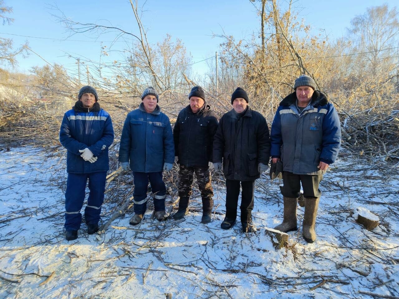 Сельчане Нижнекамского района обеспечили матерей мобилизованных дровами на зиму