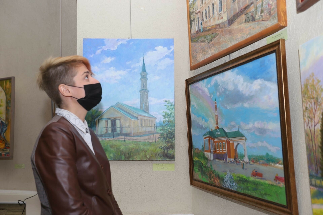 В Нижнекамске открылась выставка, посвященная 1100-летию принятия ислама в Булгарии