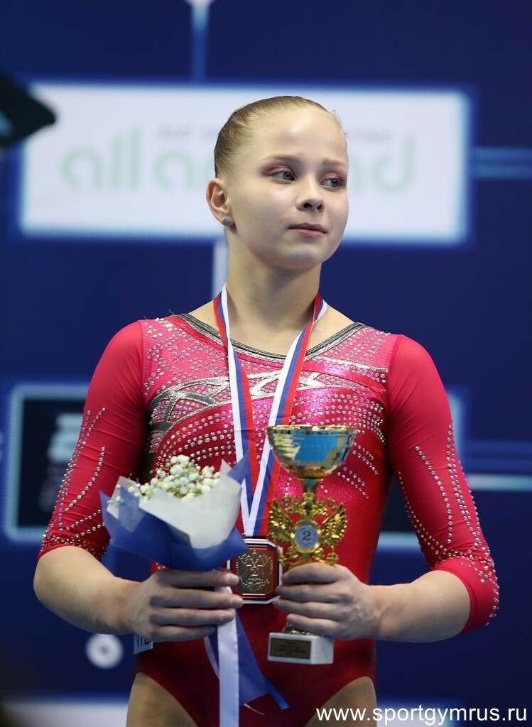 Мария Минаева из Татарстана завоевала серебро в чемпионате РФ по спортивной гимнастике