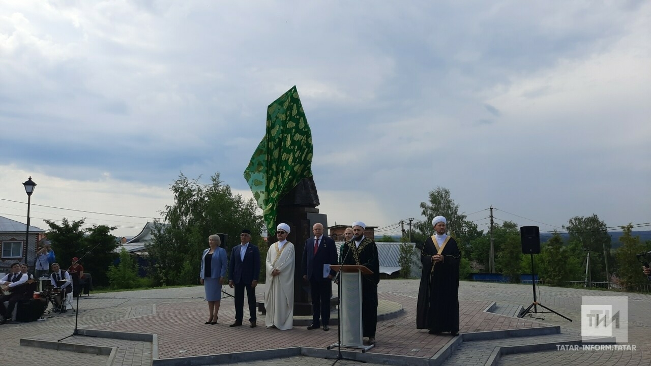 В Касимове открыли памятник Сююмбике