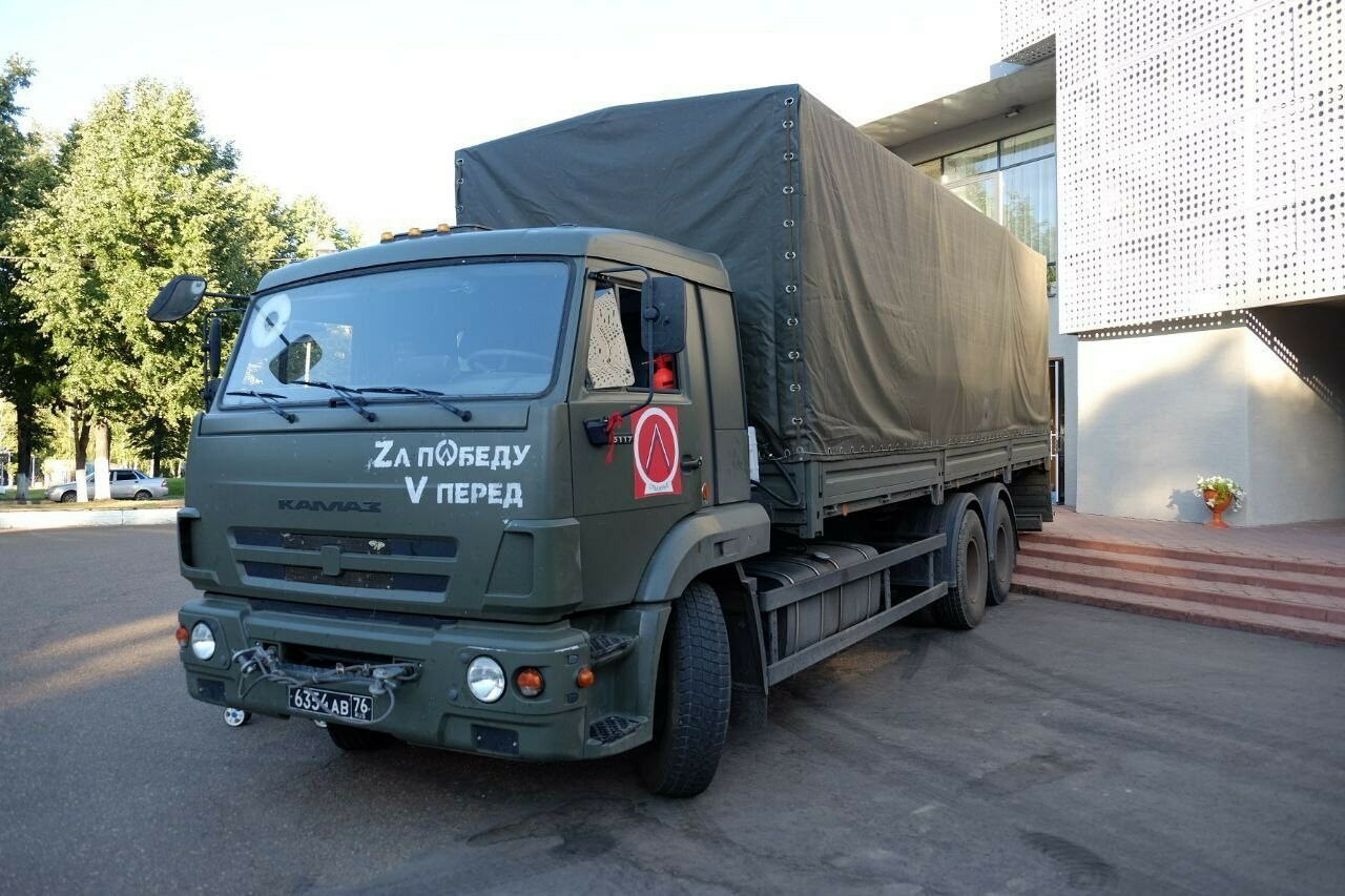 Из Елабуги в ДНР отправился 10-тонный грузовик с продовольствием для военнослужащих
